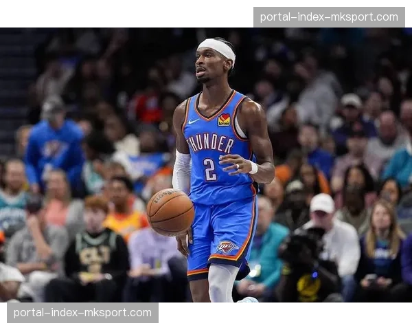 分析:防守规则的细微调整是否导致了本赛季明星球员罚球数下降? 分析:防守规则的细微调整是否导致了本赛季明星球员罚球数下降?