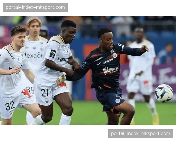 兰斯0-2不敌蒙彼利埃,遭遇主场三连败 兰斯0-2不敌蒙彼利埃,遭遇主场三连败